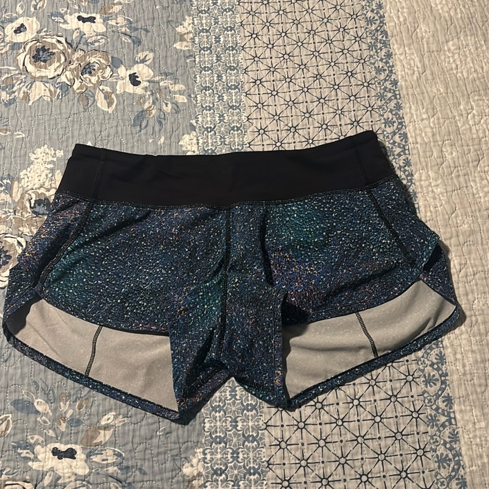 Lululemon Run Speed shorts size 6
